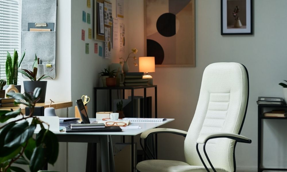 תמונה של איך לעצב בית למשרד